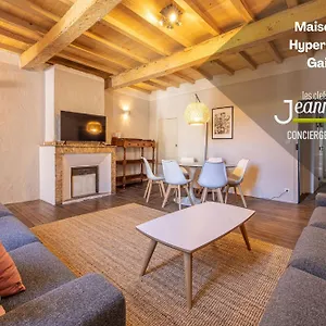 https://maison-116-hypercentre-gaillac.midi-pyreneeshotels.com