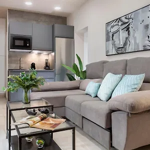 https://magno-apartments-pureza.es-andalucia.com